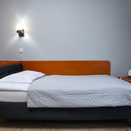 Fotex Bed & Breakfast Ząbki Dış mekan fotoğraf