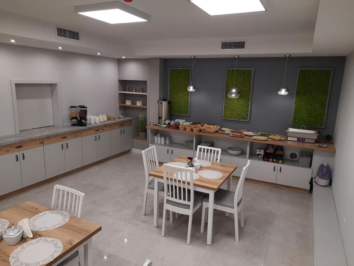Fotex Bed & Breakfast Ząbki Dış mekan fotoğraf
