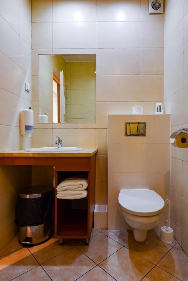 Fotex Bed & Breakfast Ząbki Dış mekan fotoğraf