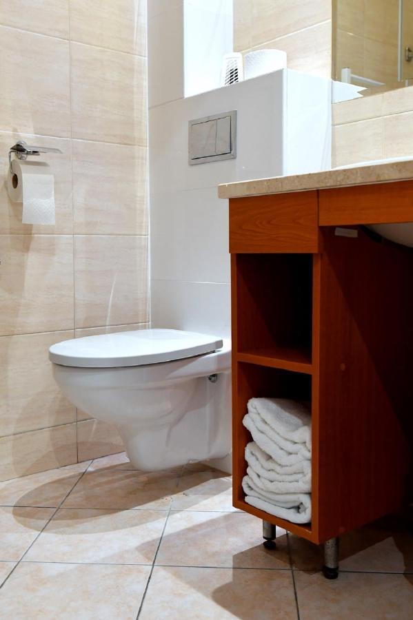 Fotex Bed & Breakfast Ząbki Dış mekan fotoğraf