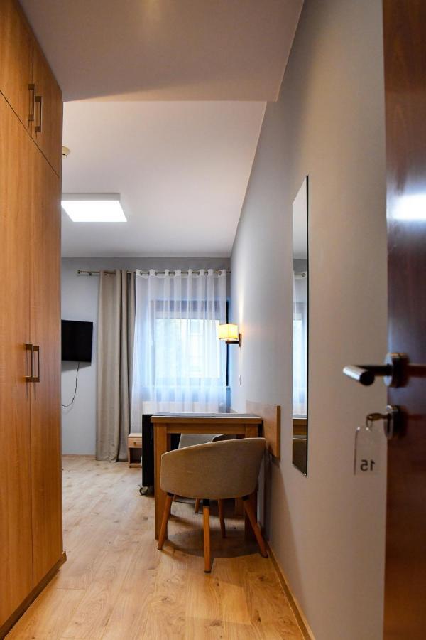 Fotex Bed & Breakfast Ząbki Dış mekan fotoğraf