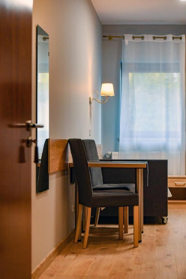 Fotex Bed & Breakfast Ząbki Dış mekan fotoğraf
